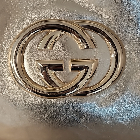 ⚡️Flash Sale $225 with 1.99 Shipping⚡️Vintage Hobo Bag in Metallic Gold - Picture 2 of 13